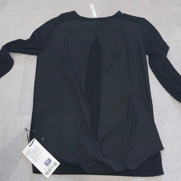 Lululemon Still at ease Pullover - Picture 2 of 2